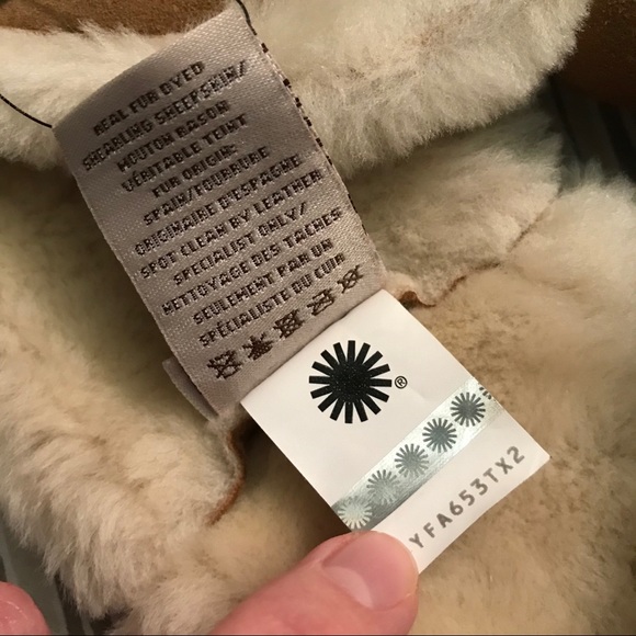 SOLD✨UGG Genuine Shearling Bow Headband - Natural - Picture 7 of 8